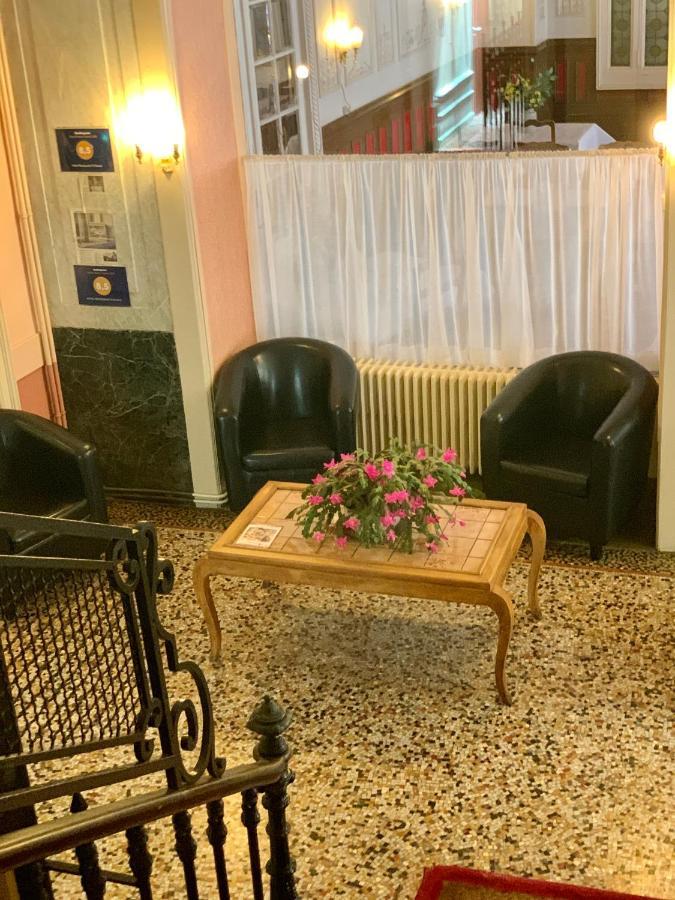 Hotel Restaurant D'Alsace Plombières-les-Bains Екстериор снимка