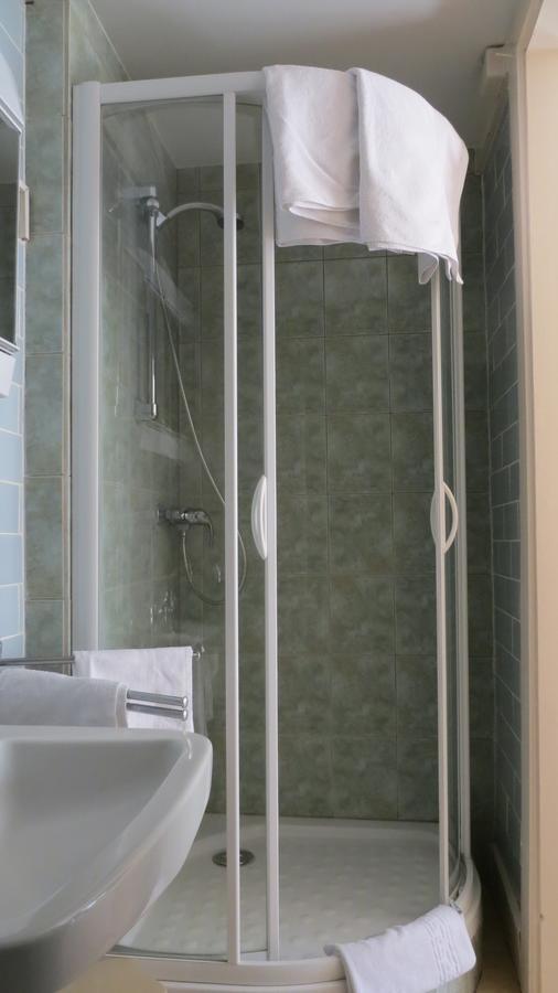 Hotel Restaurant D'Alsace Plombières-les-Bains Екстериор снимка
